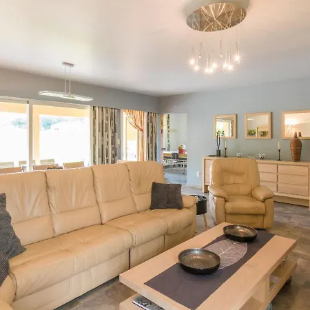 Pleasant With Private Pool Saint-Nexans